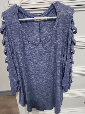 Sky Heathered Blue Cold-Shoulder Ladder Sleeve Top